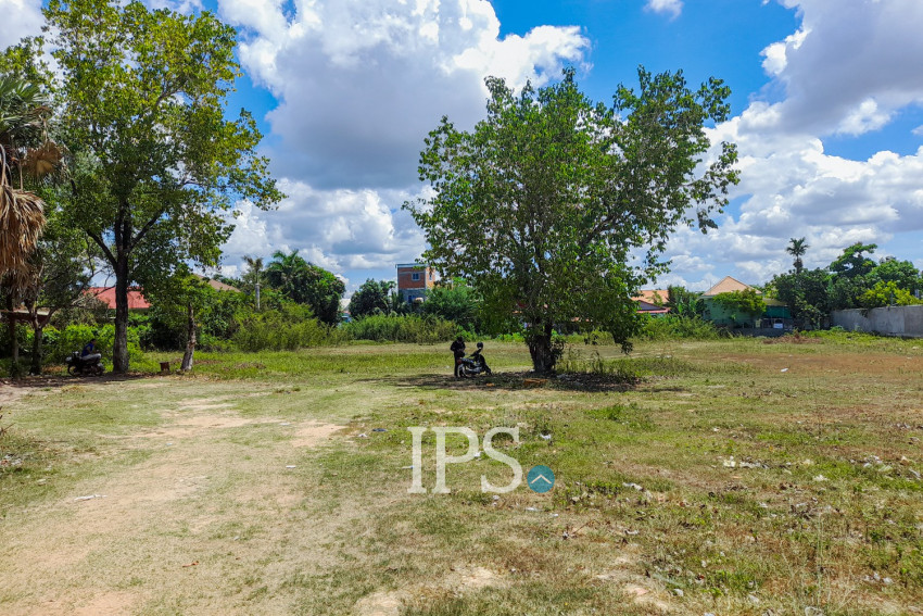 5,119 Sqm Land  For Sale - Sala Kamreuk, Siem Reap