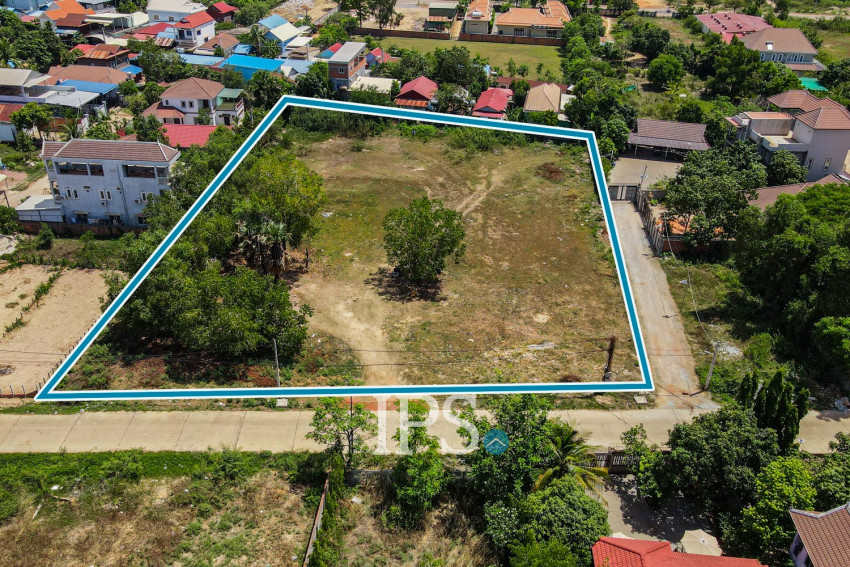 5,119 Sqm Land  For Sale - Sala Kamreuk, Siem Reap