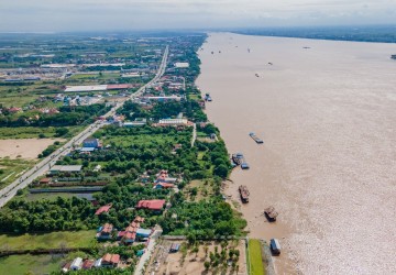 2,700 Sqm Land For Sale along Mekong River- Phnom Penh thumbnail