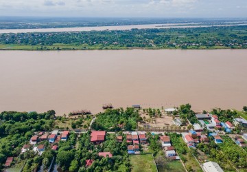 2,700 Sqm Land For Sale along Mekong River- Phnom Penh thumbnail