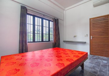 2 Bedrooms Renovated Apartment for Rent - Daun Penh, Phnom Penh thumbnail
