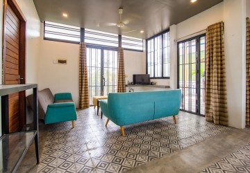 2 Bedrooms Renovated Apartment for Rent - Daun Penh, Phnom Penh thumbnail