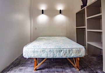 2 Bedrooms Renovated Apartment for Rent - Daun Penh, Phnom Penh thumbnail