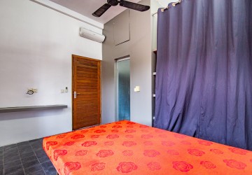 2 Bedrooms Renovated Apartment for Rent - Daun Penh, Phnom Penh thumbnail