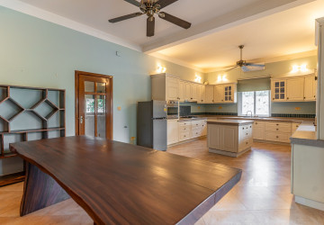 4 Bedroom Villa For Rent - Prek Pra, Phnom Penh thumbnail