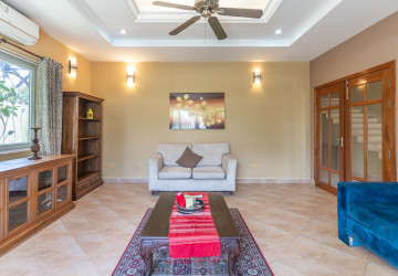 4 Bedroom Villa For Rent - Prek Pra, Phnom Penh thumbnail
