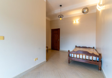4 Bedroom Villa For Rent - Prek Pra, Phnom Penh thumbnail