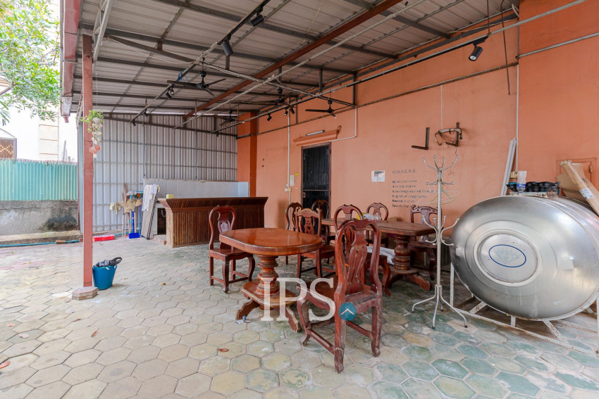 19 Bedroom Hotel For Rent - Sala Kamreuk, Siem Reap