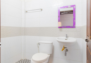 19 Bedroom Hotel For Rent - Sala Kamreuk, Siem Reap thumbnail