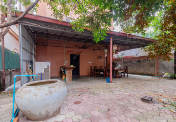 19 Bedroom Hotel For Rent - Sala Kamreuk, Siem Reap thumbnail