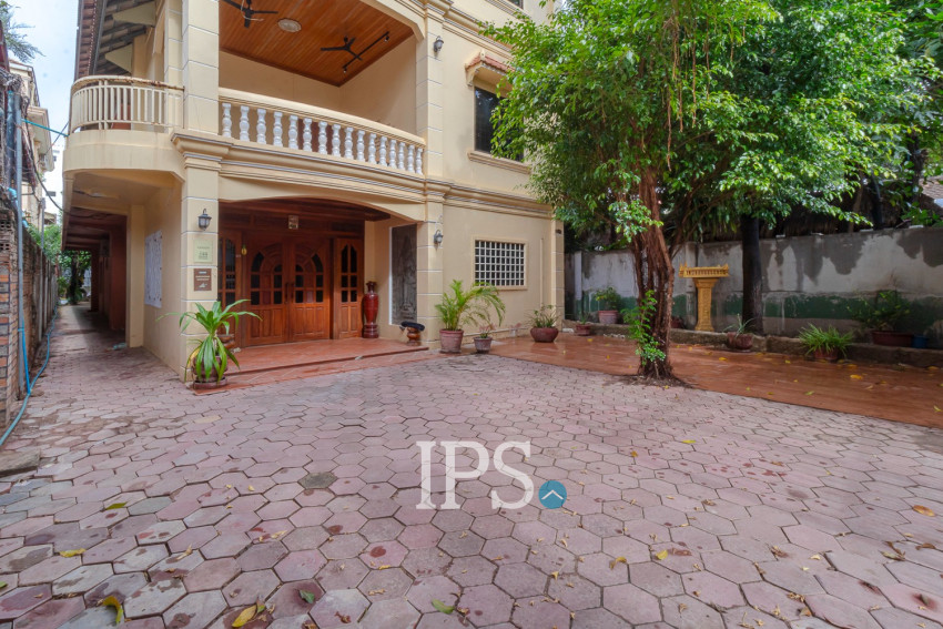 19 Bedroom Hotel For Rent - Sala Kamreuk, Siem Reap