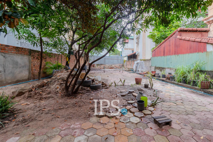 19 Bedroom Hotel For Rent - Sala Kamreuk, Siem Reap