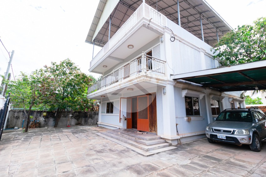 5 Bedroom Villa For Rent - Svay Dangkum, Siem Reap