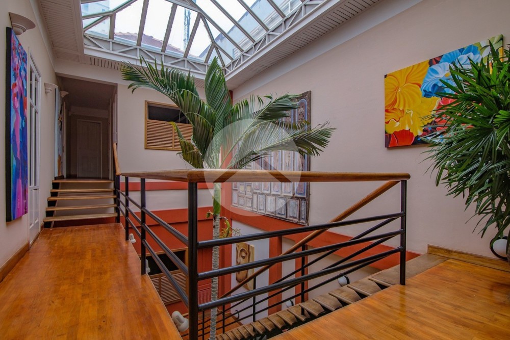 6 Bedroom Townhouse For Sale - Chakto Mukh, Phnom Penh - Image 11