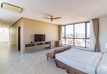 4 Bedroom Serviced Penthouse For Rent - BKK 2, Phnom Penh thumbnail