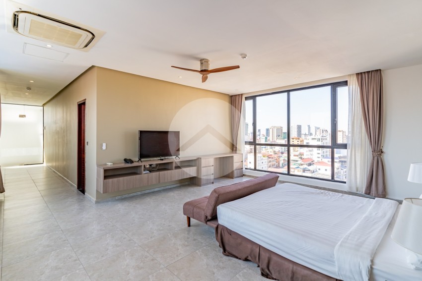 4 Bedroom Serviced Penthouse For Rent - BKK 2, Phnom Penh