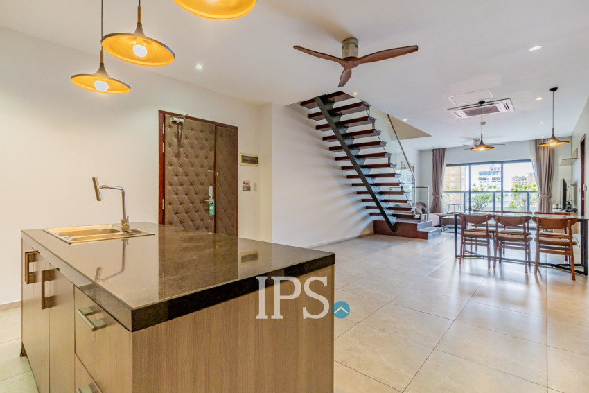 Duplex 4 Bedroom Serviced Penthouse For Rent - BKK2, Phnom Penh