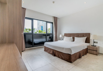 Duplex 4 Bedroom Serviced Penthouse For Rent - BKK2, Phnom Penh thumbnail