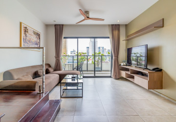 Duplex 4 Bedroom Serviced Penthouse For Rent - BKK2, Phnom Penh thumbnail