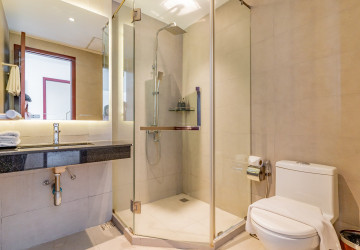 Duplex 4 Bedroom Serviced Penthouse For Rent - BKK2, Phnom Penh thumbnail