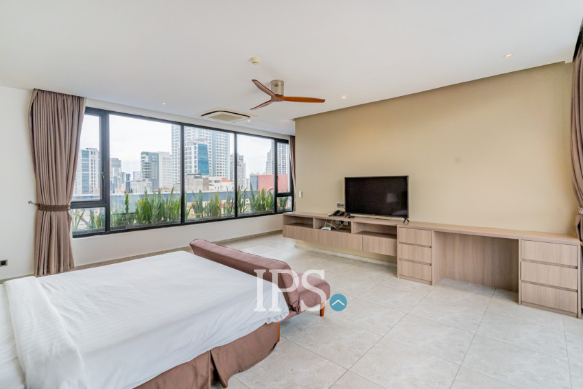 Duplex 4 Bedroom Serviced Penthouse For Rent - BKK2, Phnom Penh