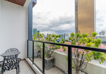 Duplex 4 Bedroom Serviced Penthouse For Rent - BKK2, Phnom Penh thumbnail