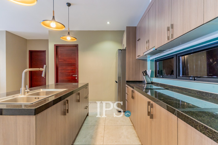 Duplex 4 Bedroom Serviced Penthouse For Rent - BKK2, Phnom Penh