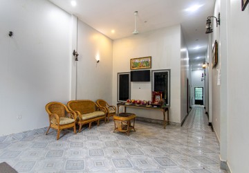 4 Bedroom Townhouse For Rent - Chreav, Siem Reap thumbnail