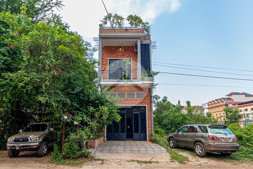 4 Bedroom Townhouse For Rent - Chreav, Siem Reap