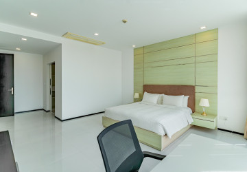 2 Bedroom Serviced Apartment For Rent - Beoung Raing, Phnom Penh thumbnail