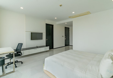 2 Bedroom Serviced Apartment For Rent - Beoung Raing, Phnom Penh thumbnail