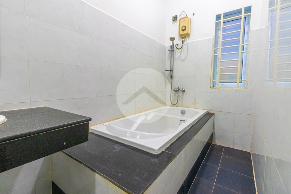 2 Bedroom Apartment  For Rent - Slor Kram, Siem Reap - Image 16