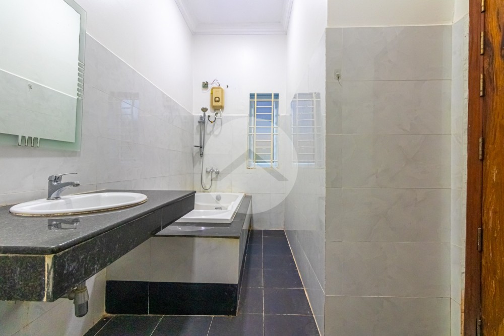 2 Bedroom Apartment  For Rent - Slor Kram, Siem Reap - Image 15