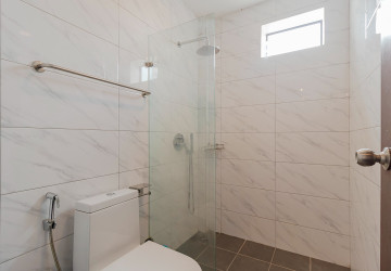 2 Bedroom  Apartment For Rent - Kouk Chak, Siem Reap thumbnail