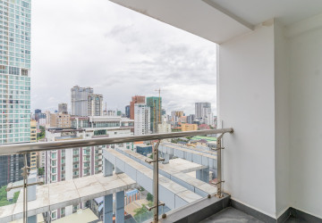 3 Bedroom Serviced Penthouse For Rent - Tonle Bassac, Phnom Penh thumbnail