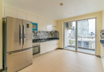 3 Bedroom Serviced Penthouse For Rent - Tonle Bassac, Phnom Penh thumbnail