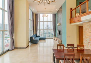 3 Bedroom Serviced Penthouse For Rent - Tonle Bassac, Phnom Penh thumbnail