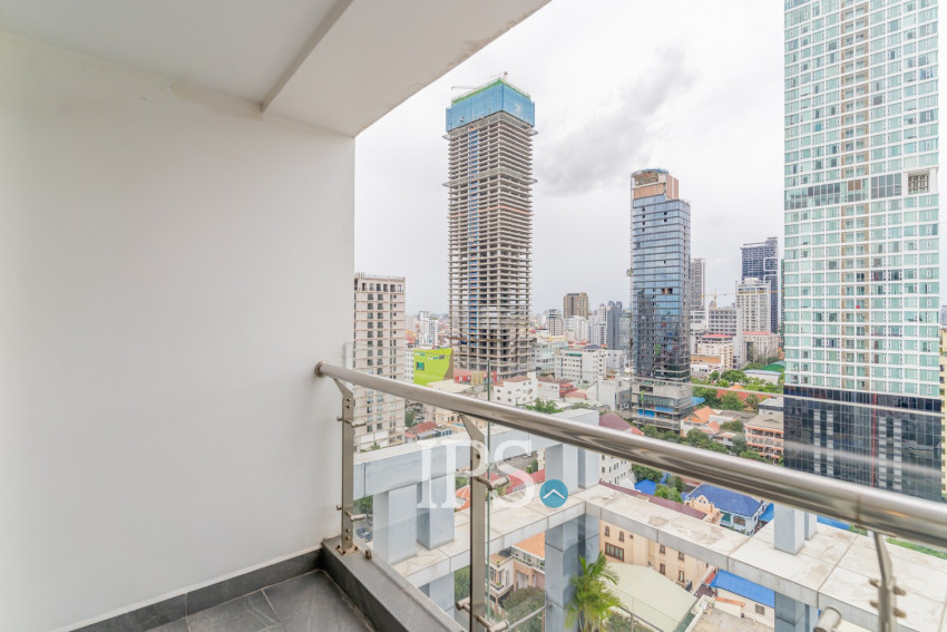3 Bedroom Serviced Penthouse For Rent - Tonle Bassac, Phnom Penh