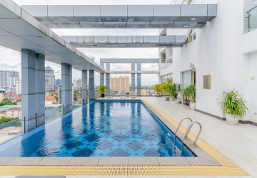 3 Bedroom Serviced Penthouse For Rent - Tonle Bassac, Phnom Penh thumbnail