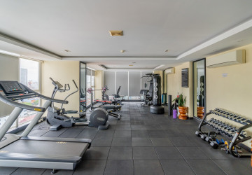 3 Bedroom Serviced Penthouse For Rent - Tonle Bassac, Phnom Penh thumbnail