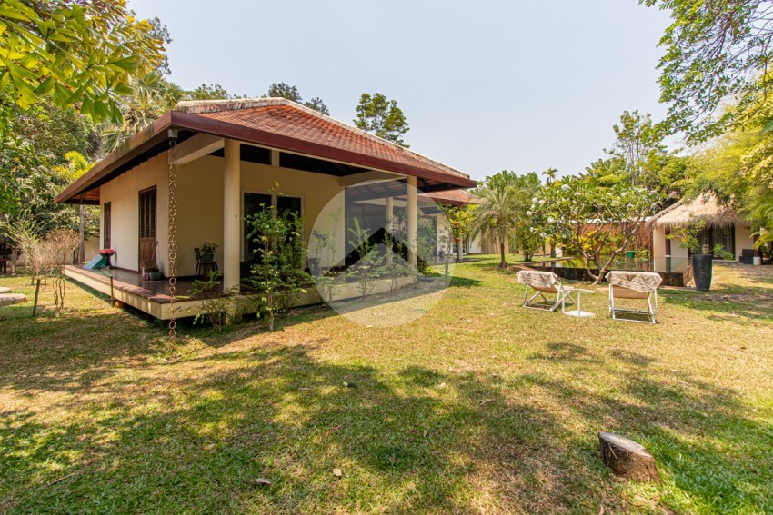 3 Bedroom  Villa For Sale - Svay Dangkum, Siem Reap