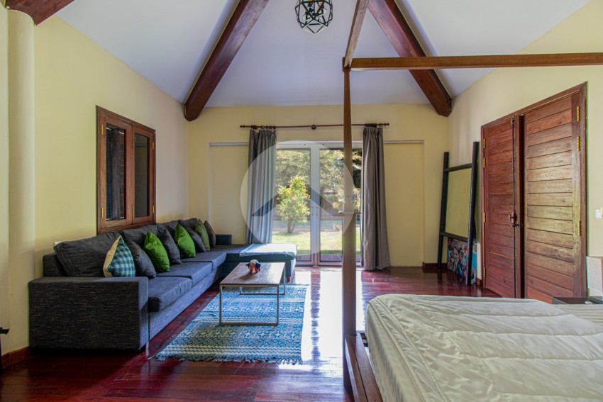 3 Bedroom  Villa For Sale - Svay Dangkum, Siem Reap