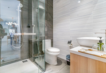 1 Bedroom Serviced Apartment  For Rent - BKK1, Phnom Penh thumbnail