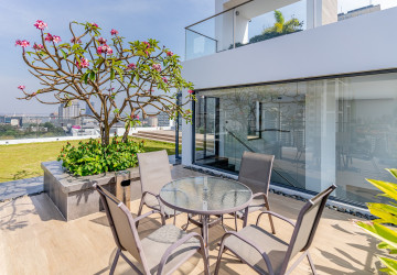 2 Bedroom Serviced Apartment For Rent - BKK1, Phnom Penh thumbnail