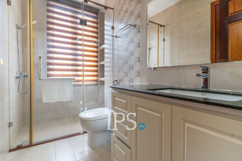 2 Bedroom Serviced Apartment For Rent - BKK 1, Phnom Penh