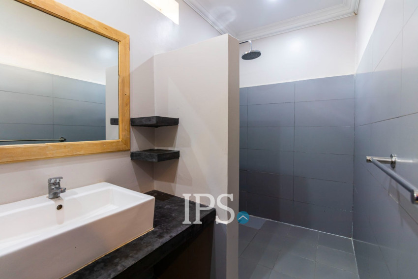 14 Bedroom Hotel For Rent - Sala Kamreuk, Siem Reap