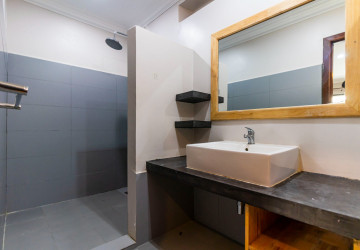 14 Bedroom Hotel For Rent - Sala Kamreuk, Siem Reap thumbnail