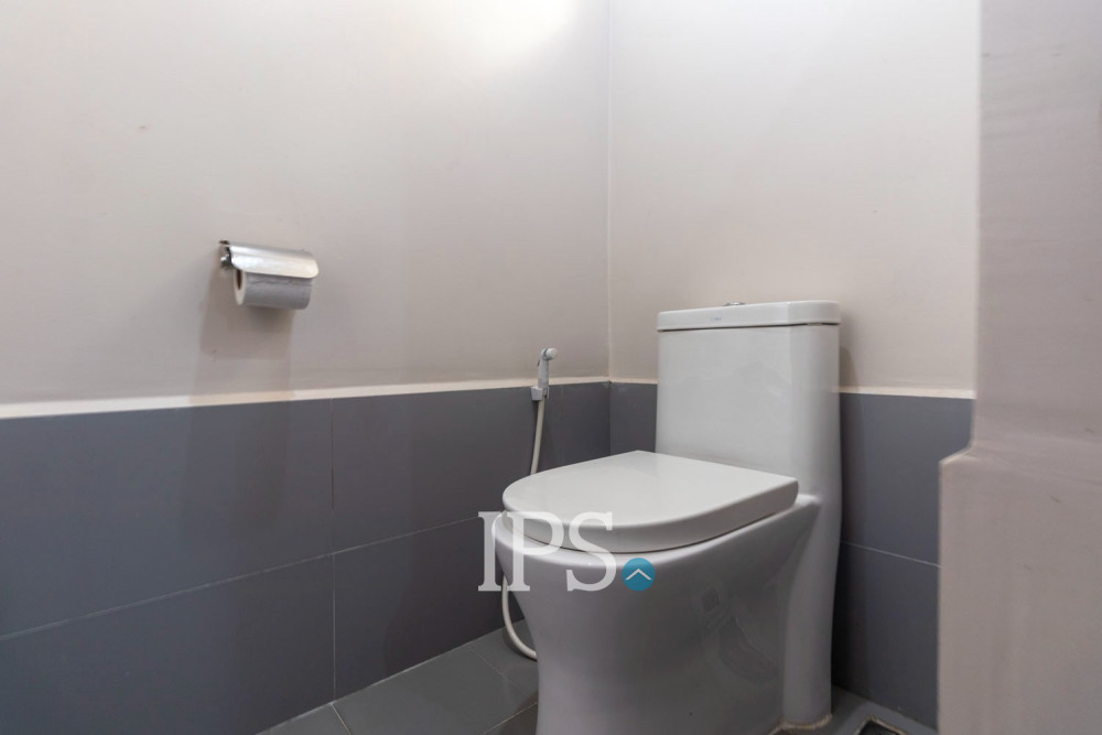 14-Bedroom Hotel with Swimming Pool for Rent – Sala Kamreuk, Siem Reap - Image 36