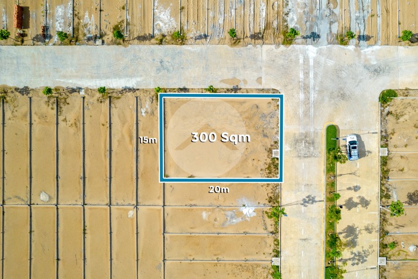 Corner Plot Of 300 Sqm Land For Sale - in Amory 7 Makara- Kandal