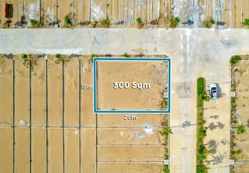 Corner Plot Of 300 Sqm Land For Sale - in Amory 7 Makara- Kandal thumbnail
